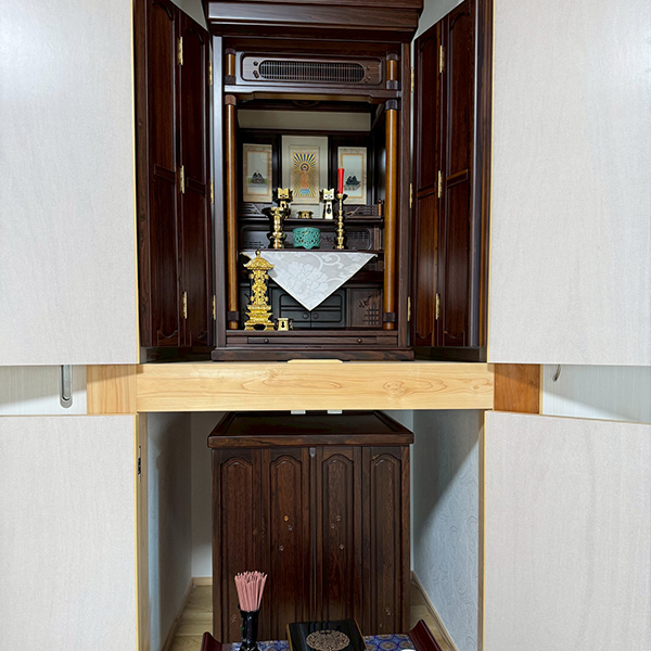 上下分離型の仏間設え